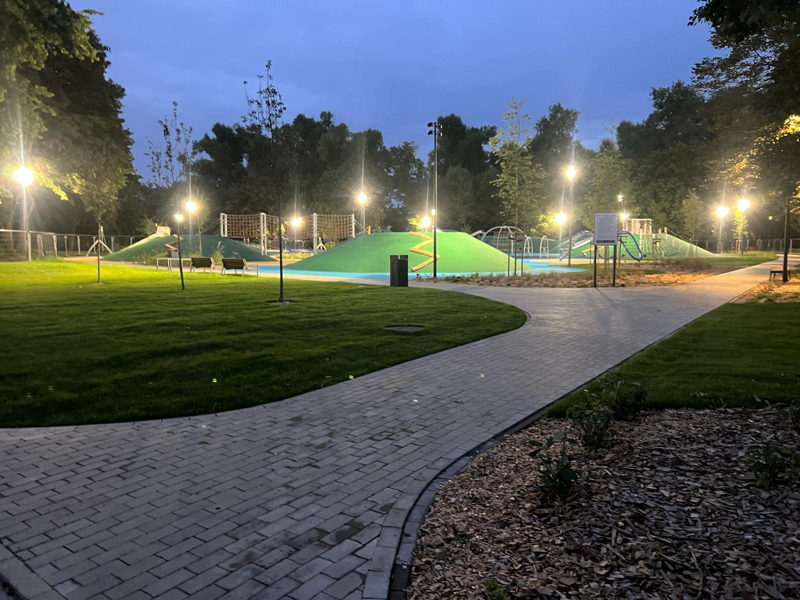 Public Garden Post Top Lighting Project Feedback From VKS Customer
